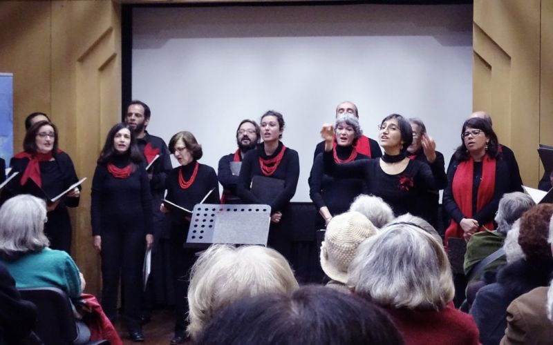 Coral Públia Hortênsia (en)cantou o Natal