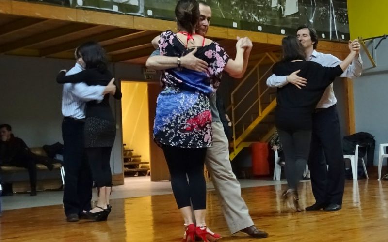 Os ritmos do Tango numa “Milonga” sensual