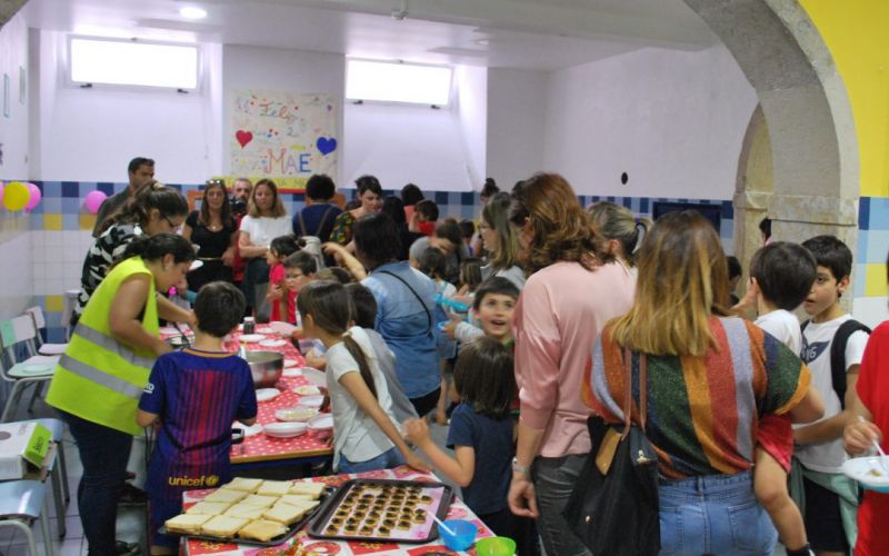Escola Fernanda de Castro e Escola 72 celebram o Dia da M&atilde;e