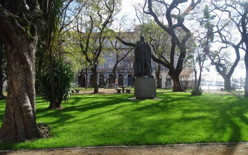 Reabertura do Jardim de Santos