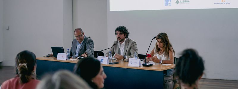 Sessão de Esclarecimento Sobre a Linha Vermelha
