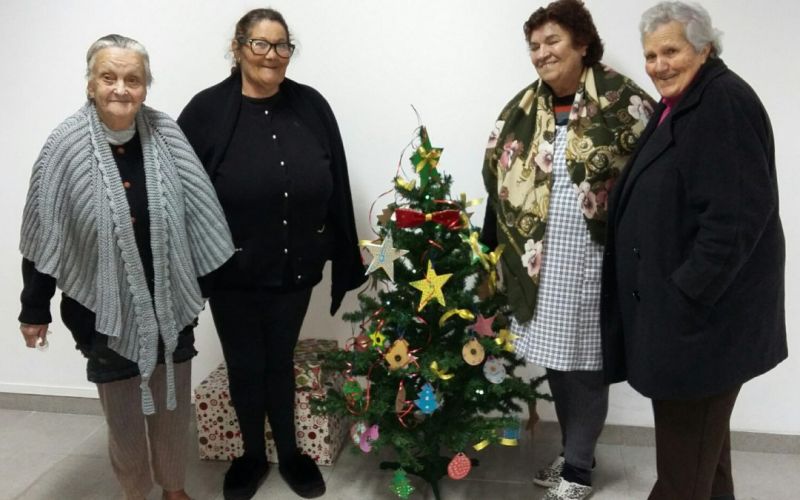 Atelier de decoração de Natal na Loja de Freguesia do Ceuta Sul
