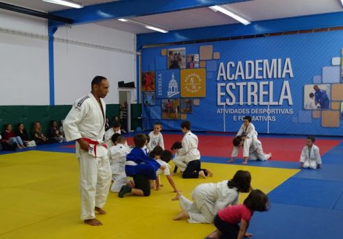 Aula aberta de Judo na Academia Estrela com a presença de Nuno Delgado