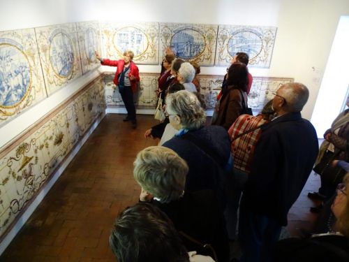 À Descoberta de Lisboa: o Mundo da Tradição do Azulejo