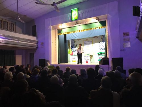 Mãos no ar para a sessão especial de “E Agora? Quem é que Manda?”