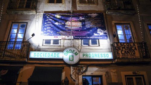 A Revista “E Agora? Quem é que Manda?” conquista a Estrela!