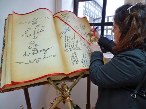 Marcha da Madragoa: Desenhos e Figurinos |A Alma em Exposição