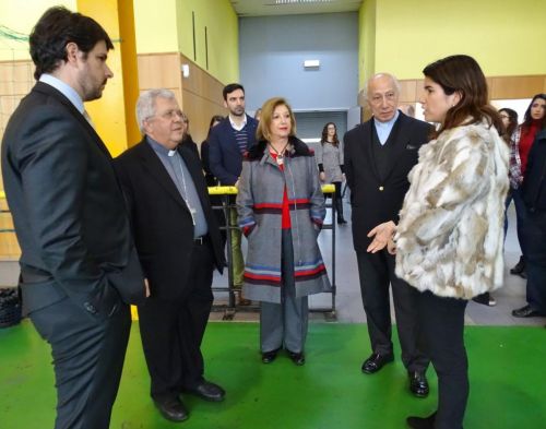“Apenas os que dialogam podem construir pontes e vínculos”